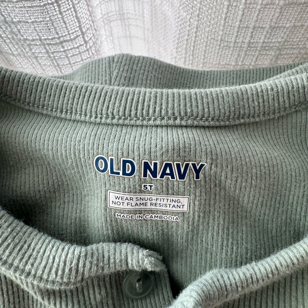 Old Navy 2pc Boy Thermal Pajama Set - Sage Green size 5T - Picture 3 of 4